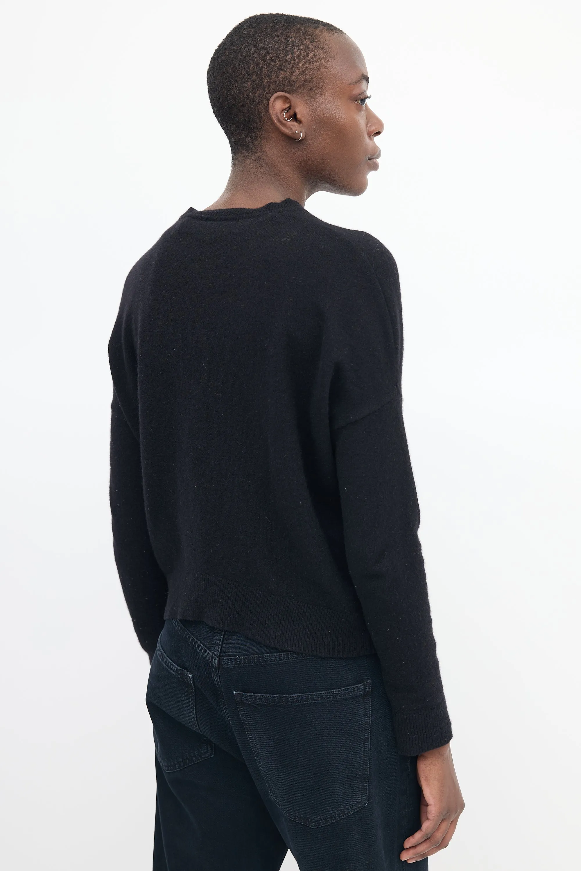Black Cashmere Crewneck Sweater