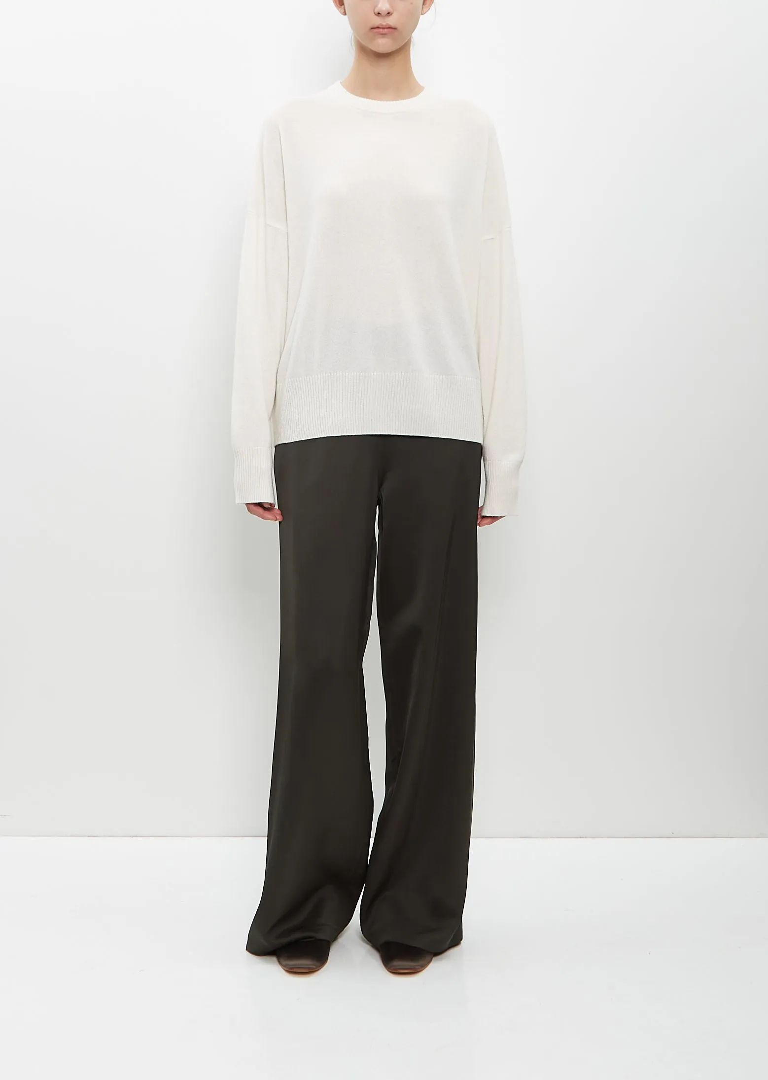 Cashmere Anaa Sweater — Ivory