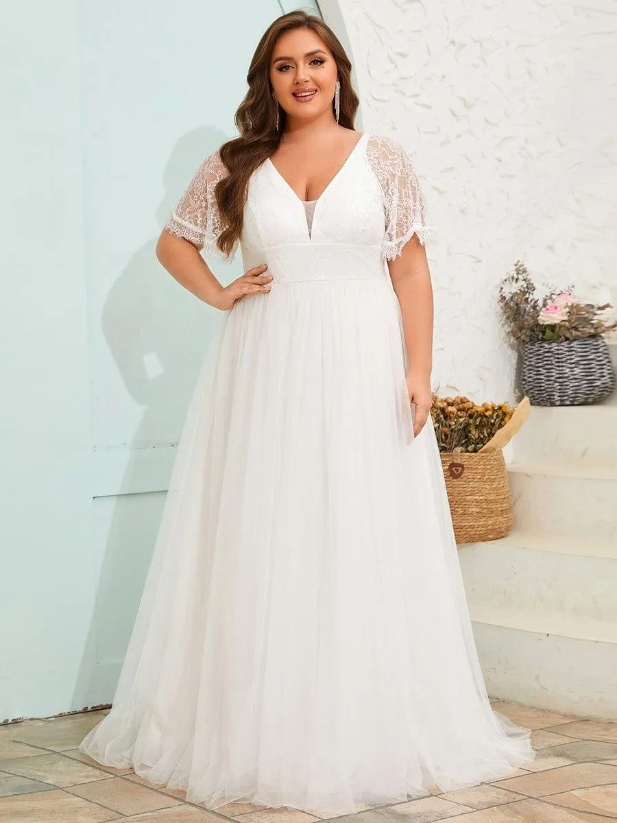 Lacy | Dreamy Plus Size V-Neck Lace Short Sleeves Tulle Wedding Dresses