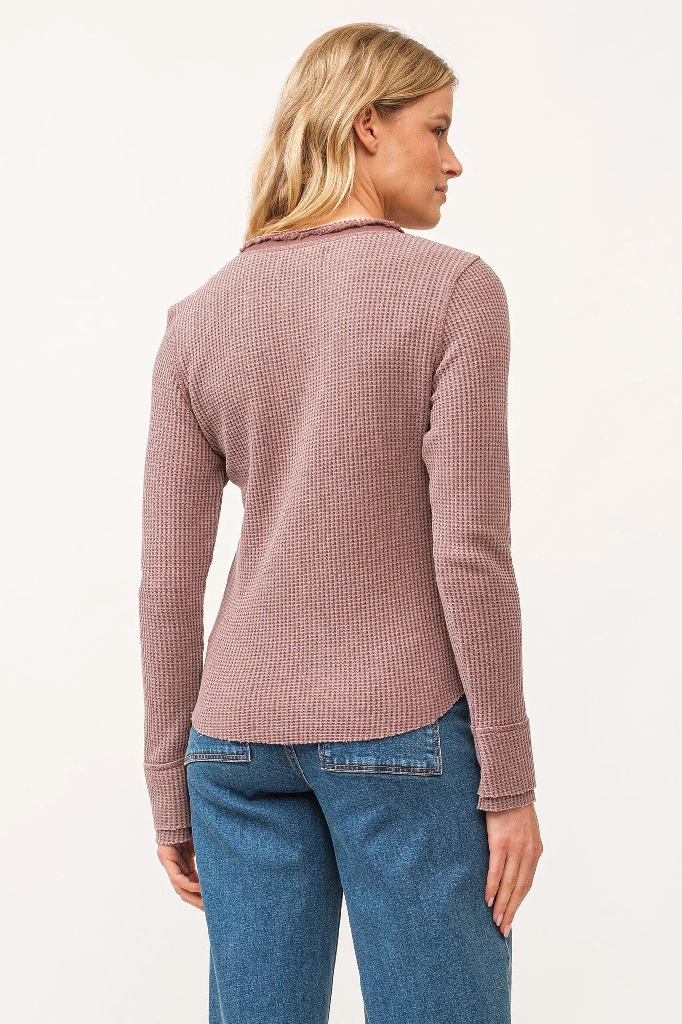 LUNA V-NECK LONG SLEEVE FITTED TOP MARRON