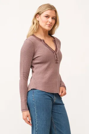 LUNA V-NECK LONG SLEEVE FITTED TOP MARRON