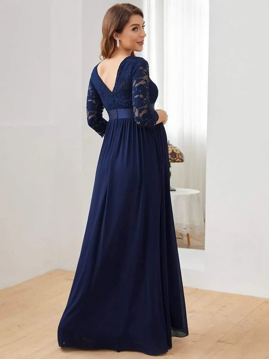 Milly | Sweetheart 3/4 Sleeve Floor-Length Lace Maternity Dress